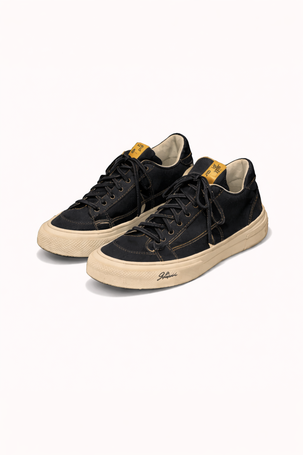 FOOTWEAR